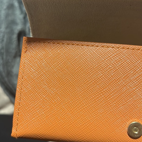 Tory Burch Sunglass Case - Picture 8 of 9